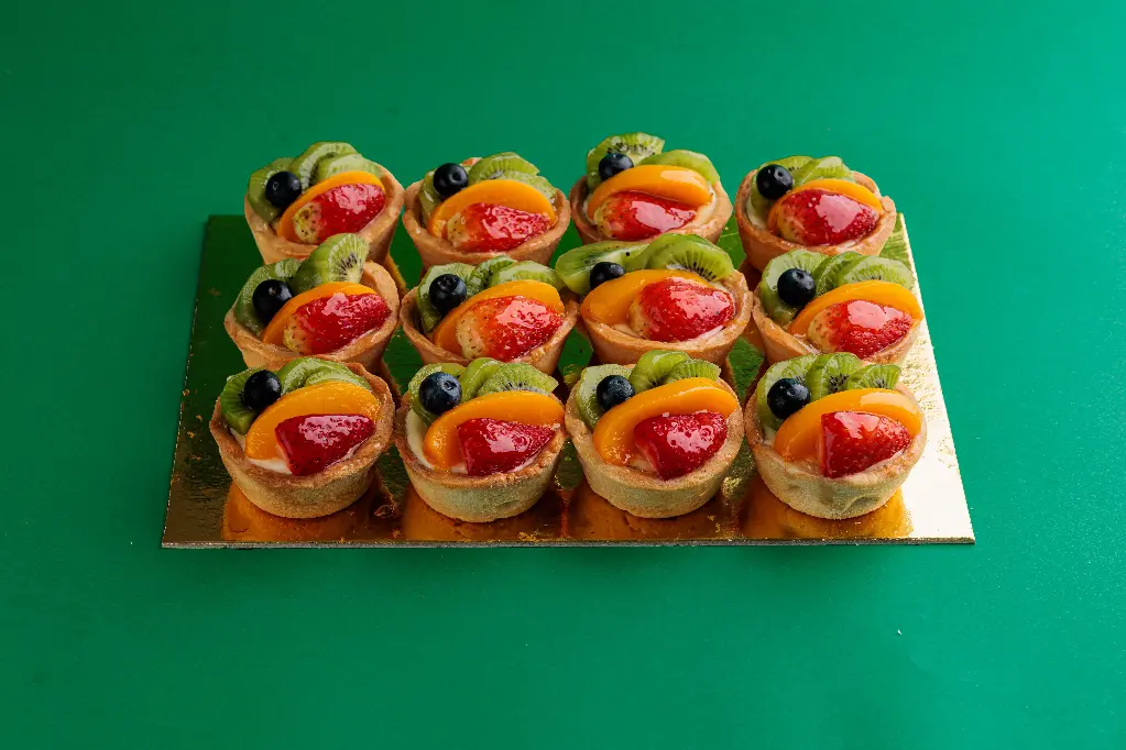 FRUIT LARGE CHEESE CAKE TART 12PCS