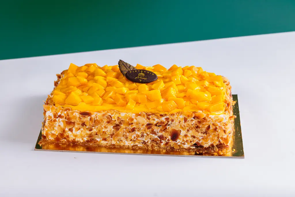 MANGO RECTANGULAR CAKE
