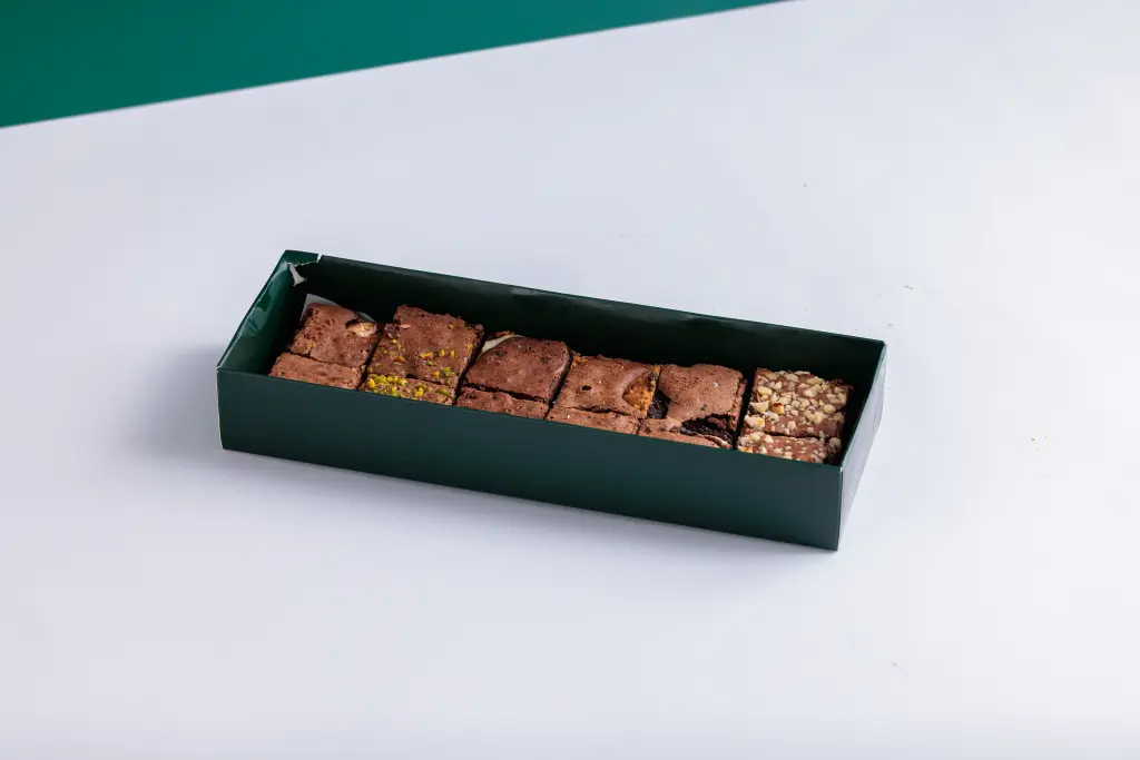 ASSORTED BROWNIES 12PCS