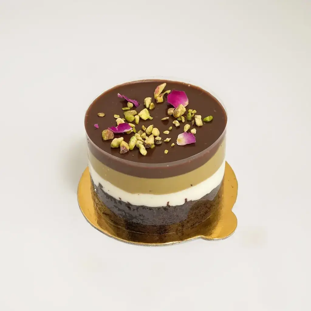 PISTACHIO CHEESE CAKE KUNAFA SLICE