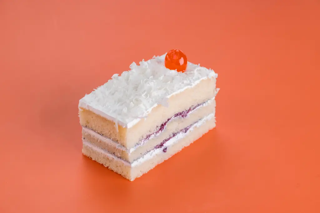 [50185457] WHITE FOREST PASTRY