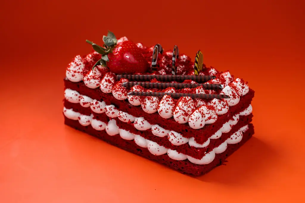 RED VELVET SWISS PASTRY