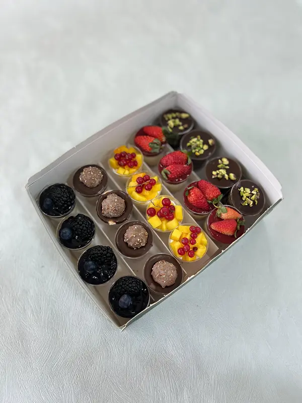 MIXED CHEESE CAKE CUP-20 CUP