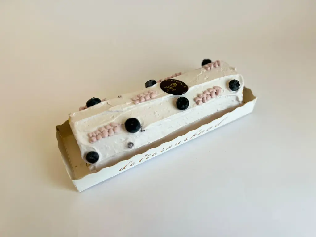 BLUEBERRY CHEESECAKE SWISSROLL 