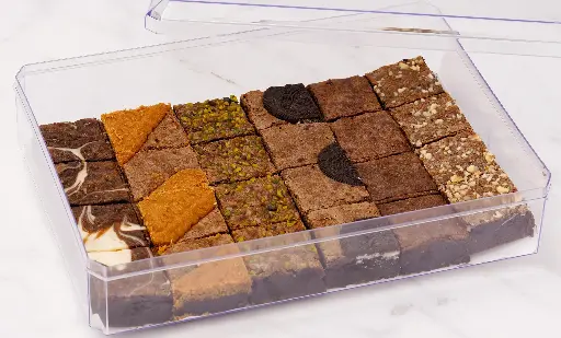 CLEAR BOX ASSORTED BROWNIES 24PCS