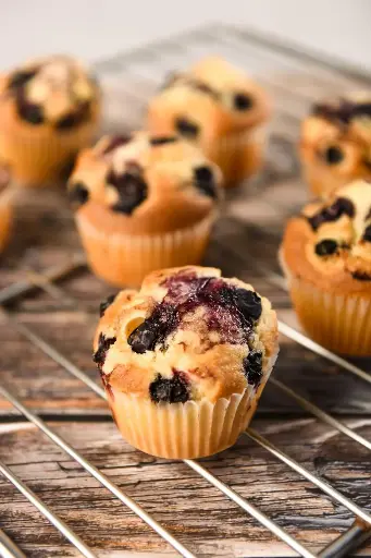 1PC BLUEBERRY CUPCAKE